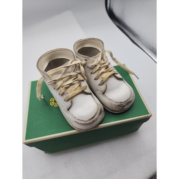 Vintage Stride Rite Baby Shoes White Size 3.5 D Leather with Box - Picture 4 of 10